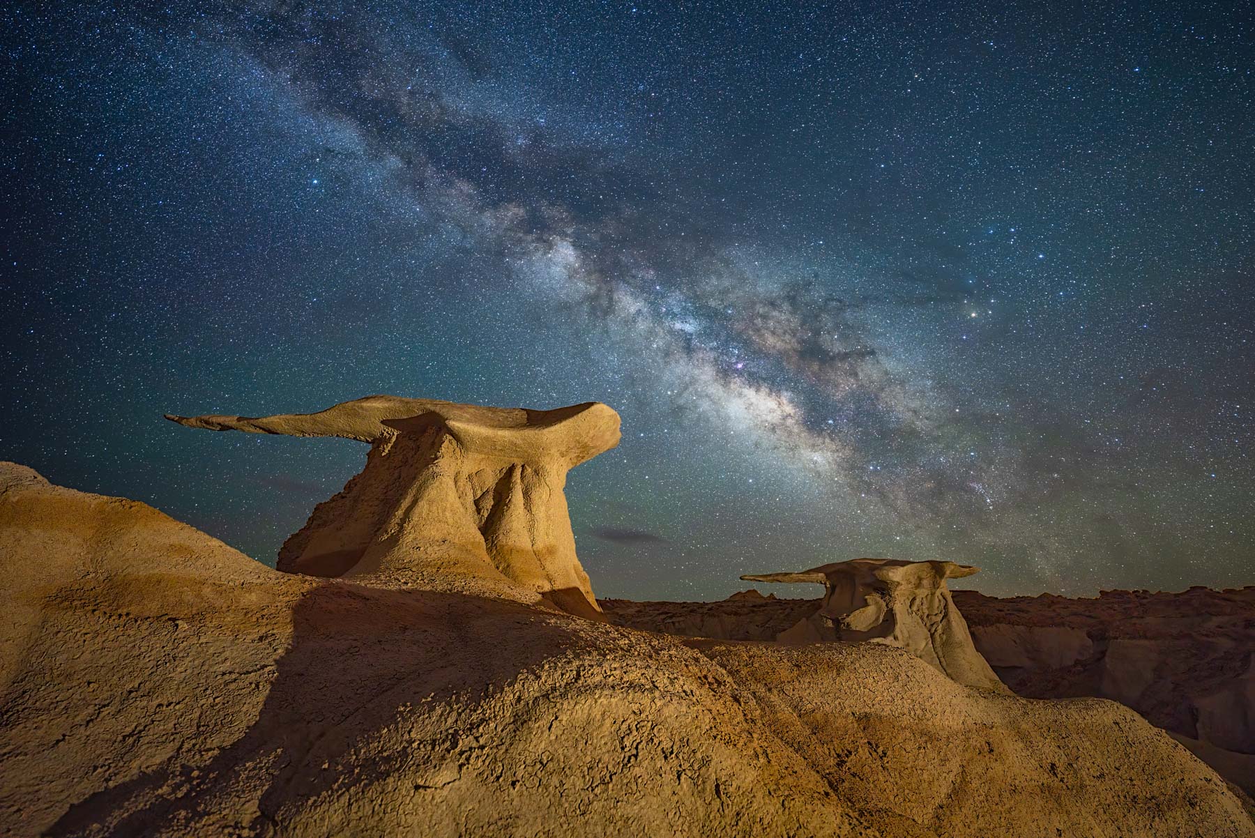 The Wings and the Milky Way in the Bisti Badlands