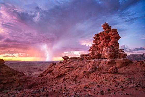 Lightning Lightning and the Sky City rock formation on Ward Terrace below the Adeii Eichii Cliffs