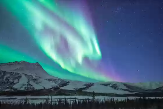 Snowden 2 Aurora over Snowden Mountainr in northern Alaska