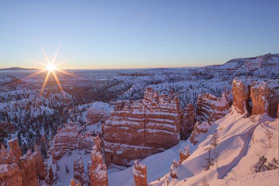 Bryce Canyon Sunrise 2 Bryce Canyon at sunrise after a heavy snowfall as seen from Sunset Point