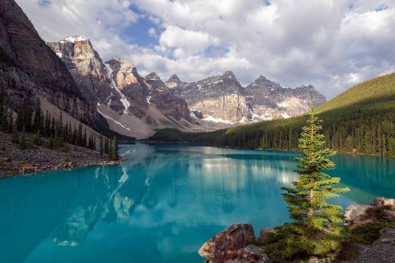 Moraine Lake 5 Moraine Lake at sunrise in Banff National Park