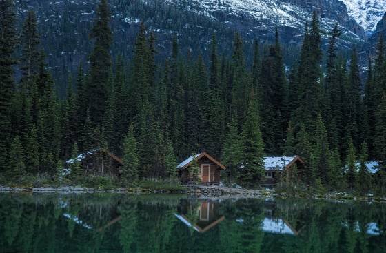 Lodge Cabins Lake O'hara Lodge Cabins in Yoho Natioanl Park