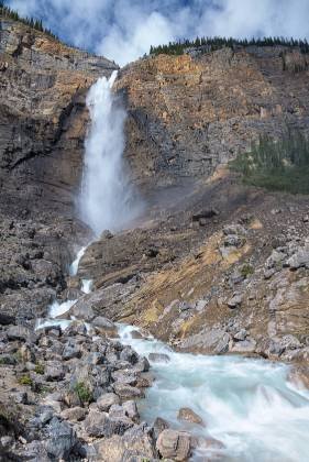 Takakkaw Falls 2 Takakkaw Falls seen from the trail in Yoho National Park