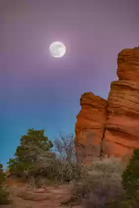 Winter Solstice Full Moon Full moon over the Pawhole area of Coyote Buttes South