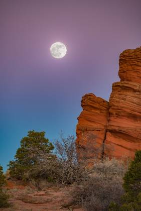 Winter Solstice Full Moon Full moon over the Pawhole area of Coyote Buttes South