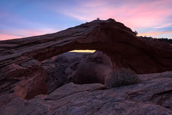 Eggshell Arch after Sunset Eggshell Arch, also known as Thanksgiving Arch, in the Navajo Nation, Arizona