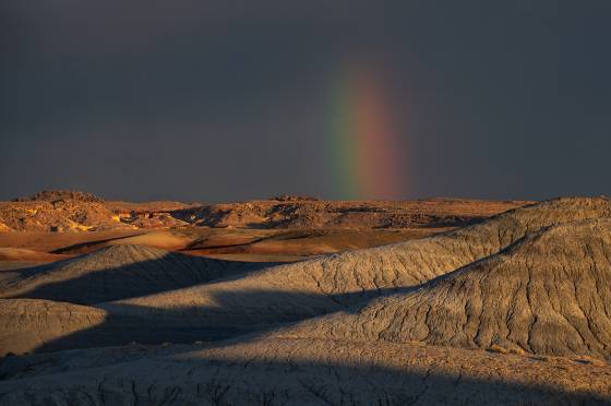 Rainbow1 Rainbow over the Painted Hills near Hanksville, Utah