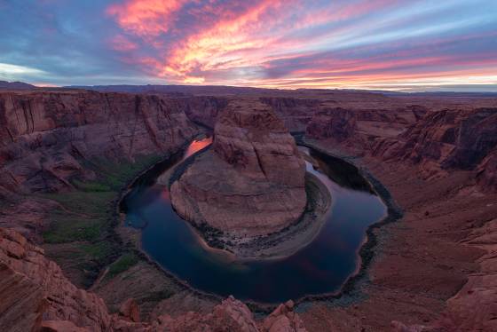 14 minutes after sunset Sunset over the Colorado River viewed from Horseshoe Bend near Page, Arizona