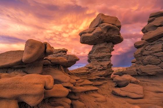 Fantasy Canyon Hoodoo1 Fantasy Canyon and Mamma Clouds in Utah