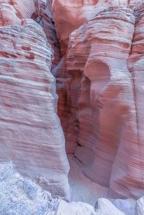 Canyon X Northwest Entrance Northwest (best) slot of Canyon X in the Navajo Nation