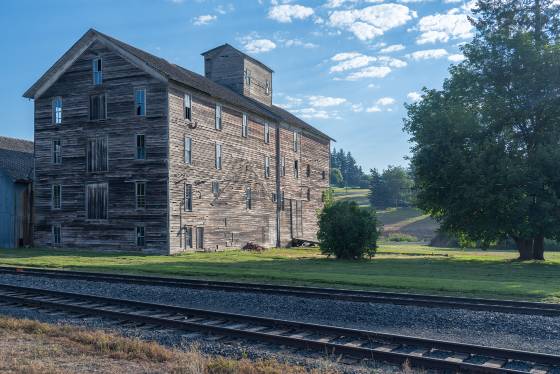 Oakesdale Grain Elevator ABandoned grain elevator in Oakesdale, The Palouse, Washington