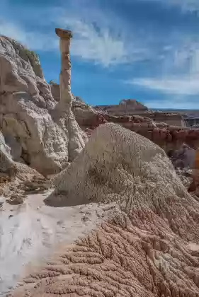 Skinny Hoodoo 2 Hoodoos located in the Lower Rimrocks area of the Grand Staircase
