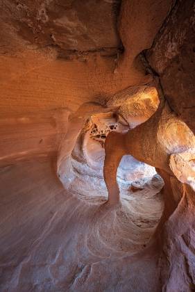 Windstone Arch 1 Windstone Arch in Valley of Fire, Nevada