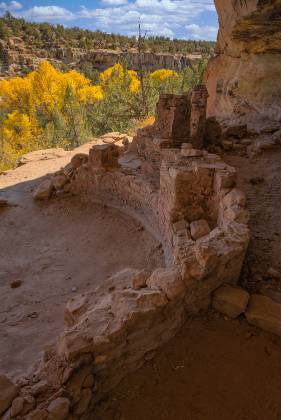 Five Kiva Pueblo 6 Five Kiva Pueblo, aka Little Westwater Ruin, near Blanding, Utah