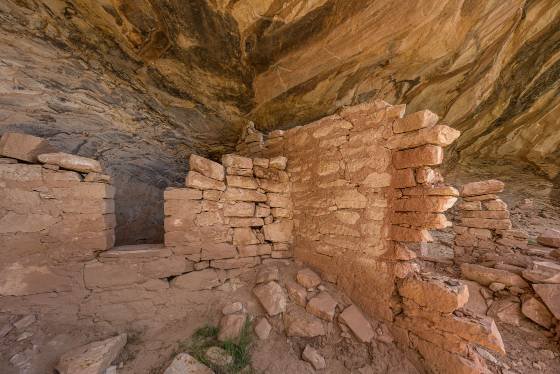 Fish Mouth Cave 5 Fish Mouth Cave Ruins near Comb Ridge, Utah