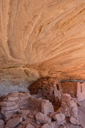 Square Condo Ruin 7 Square Condo Ruin near Moonhouse on Cedar Mesa