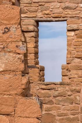 T Window T Window in Hovenweep Castle