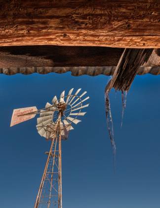 Icicles Line Shack and Windmill in Pinnacle Valley, Vermilion Cliffs NM