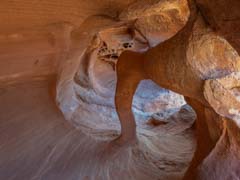 Windstone Arch in Valley of Fire State Park