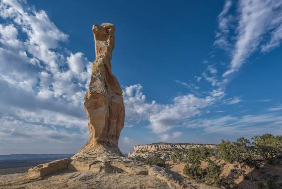 Navajo Stand Rock Navajo Stand Rock in the Navajo Nation, Arizona
